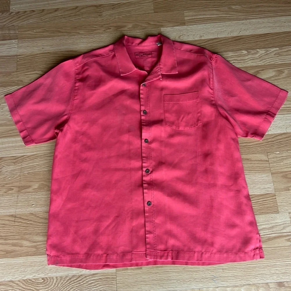 Silk Blend Tommy Bahama Short Sleeve Button Up - Picture 1 of 7